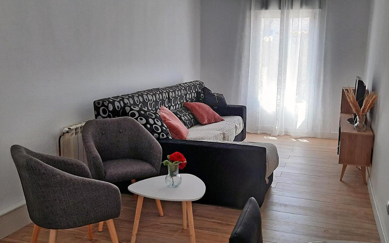 Kataenea. Apartamento En El Prepirineo Navarro. Naturaleza Aoiz Esterno foto